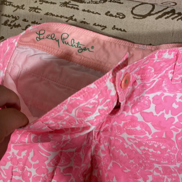 - Lily Pulitzer - Picture 3 of 5